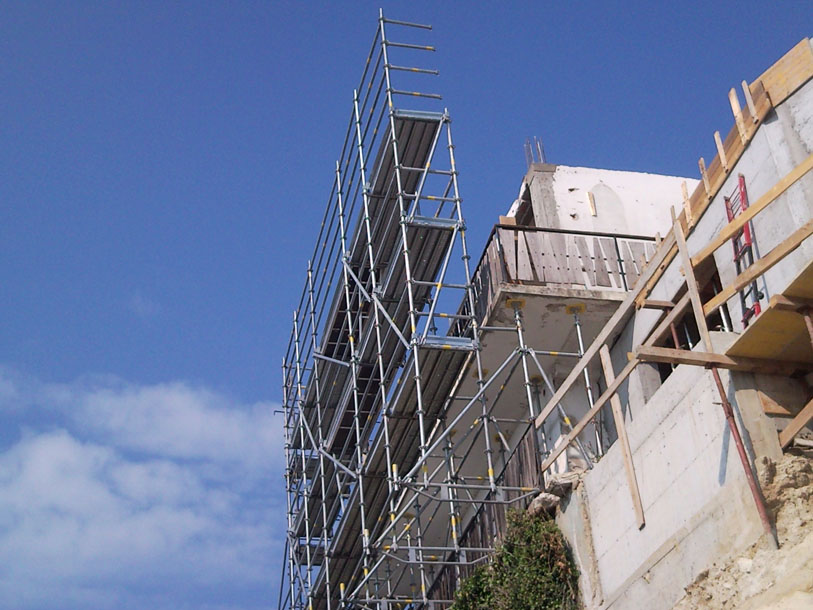 Noleggio installazione ponteggi edili in Piemonte